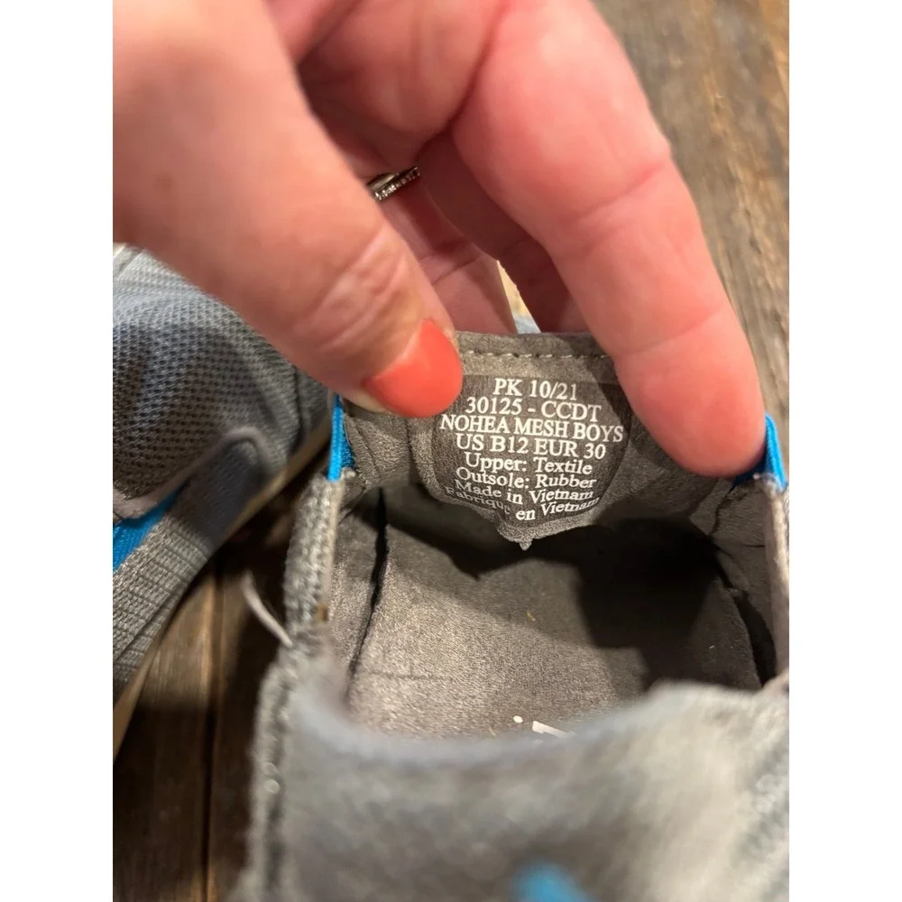 OluKai kids slide on shoes
